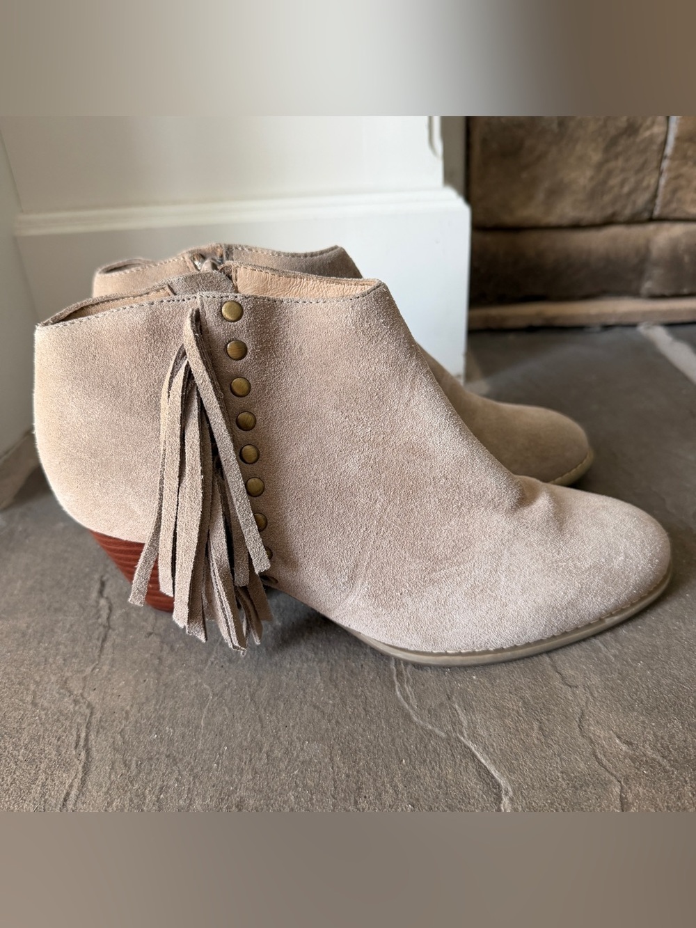 Vionic Faros Fringed Booties size 6.5 tan brown western